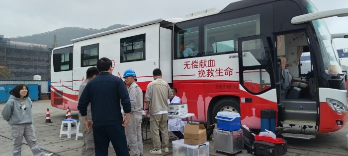 華豐船舶職工踴躍參與志愿獻(xiàn)血活動(dòng)